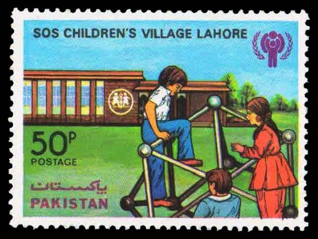 PAKISTAN 1979-Inter Year of the Child-Children Playing-1 Value-MNH-S.G. 504