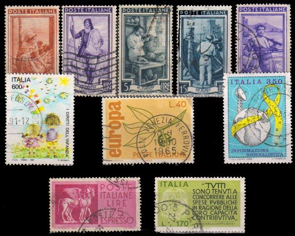 ITALY - 10 Different Large Stamps