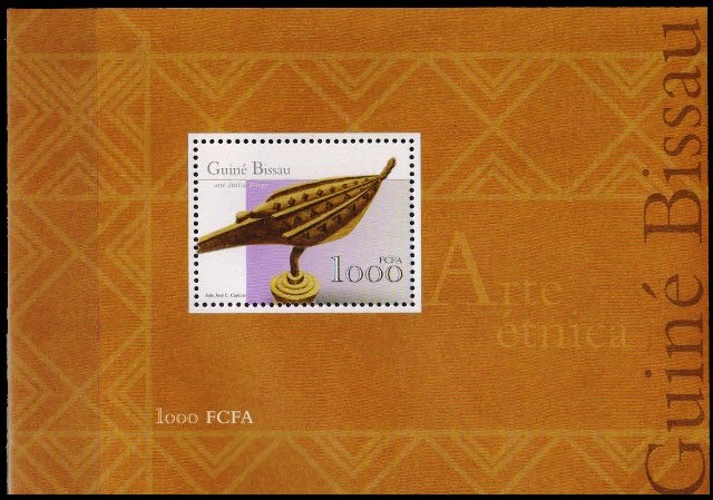 GUINEA BISSAU 2001-Traditional Art, Stylized Bird, Bijago, Miniature Sheet, S.G. MS 1341-Cat £ 5-