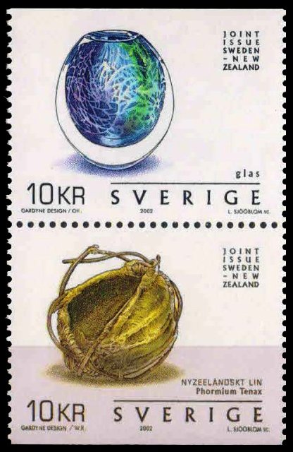 SWEDEN 2002-Artistic Crafts, Joint Issue with Newzealand, Se-tenant Pair, MNH, S.G. 2223-2224-Cat � 9-0