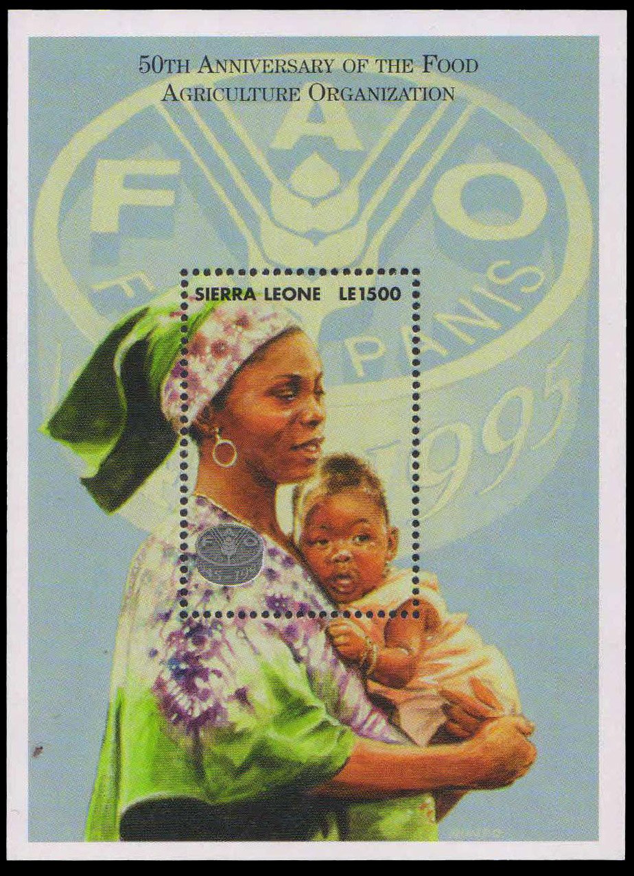 SIERRALEONE 1995, Mother & Child, 50th Anniv. of Food Agriculture Org., MS, MNH, S.G. MS 2332