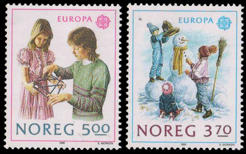 NORWAY 1989-Children Games, Snowman, Cat Cradle, Europa, Set of 2, MNH, S.G. 1059-60, Cat £ 6.50