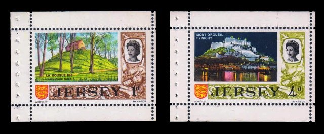 JERSEY 1969 - Prehistoric Tomb & Mont Orgueil Castle by Night. 2 Different Booklet Pane. MNH. S.G. 16 & 19