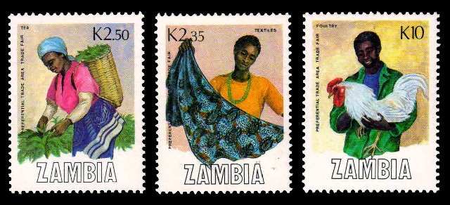 ZAMBIA 1988 - Trade Fair. Textiles, Tea, Poultry. Handicraft. Set of 3 Stamps. MNH. S.G. 551-53