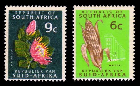 SOUTH AFRICA 1961 - Flowers & Corn, Republic Issue, Set of 2, MNH. S.G. 290-292. Cat � 7.70