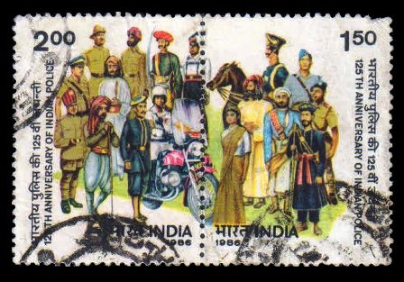 INDIA 1996 - Indian Police, Se-tenant Pair, Used, S.G. 1200a