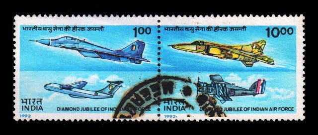 INDIA 1992 - Indian Airforce, Se-tenant Pair, Used as per scan
