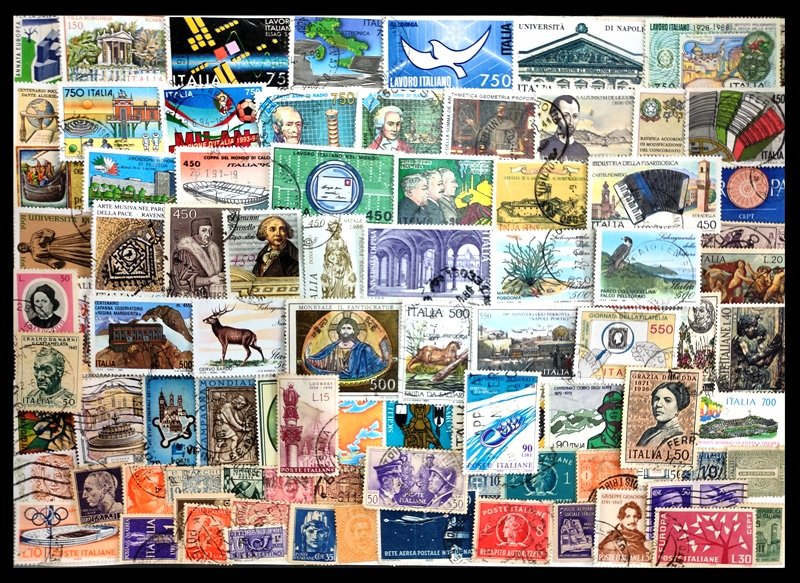 ITALY - 1100 All Different, Small and Large Stamps